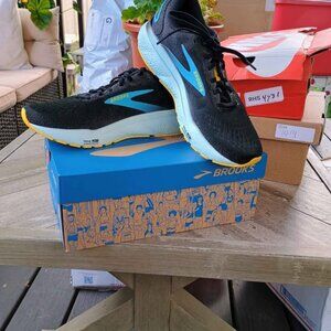 Brooks Ghost 16